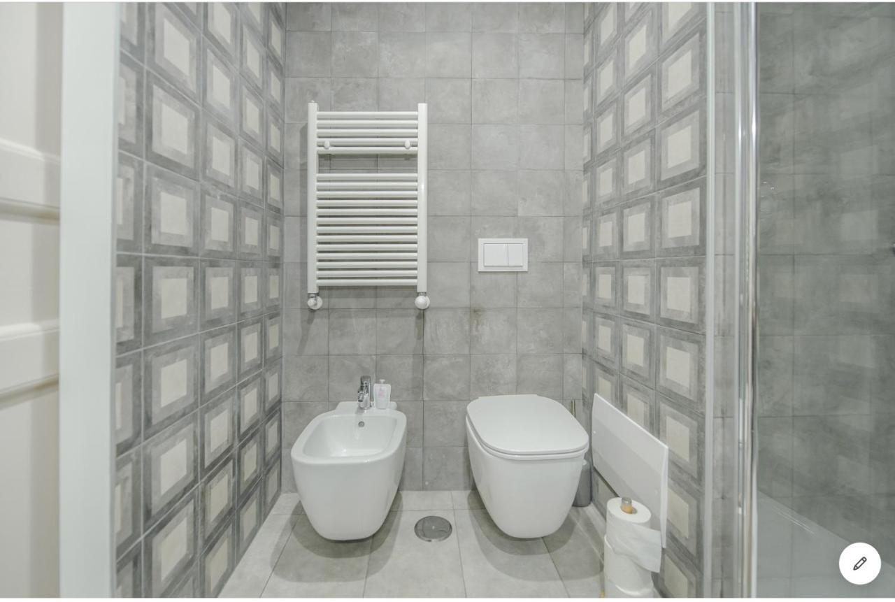 Museum Luxury Suites Naples Exterior photo